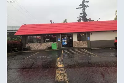 13608 SE Division St, Portland, OR 97236 - Photo 1