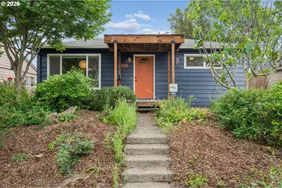 5216 N Fessenden St, Portland, OR 97203 - Photo 1