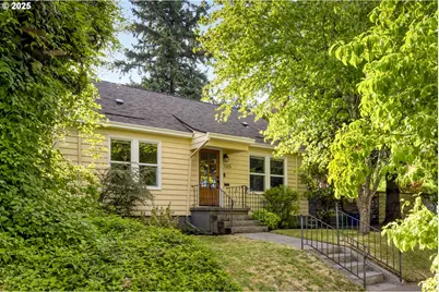 135 SE 79th Ave, Portland, OR 97215 - Photo 1