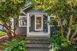 4256 NE Simpson St, Portland, OR 97218 - Photo 1