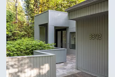 3342 SW Fairmount Blvd, Portland, OR 97239 - Photo 1