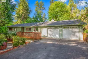 19065 Trillium Dr, West Linn, OR 97068 - Photo 1