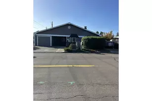 777 Kingwood St, Florence, OR 97439 - Photo 1