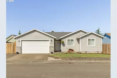 810 Columbia Dr, Molalla, OR 97038 - Photo 1