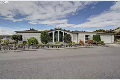 17401 SE 39th St #74, Vancouver, WA 98683 - Photo 1