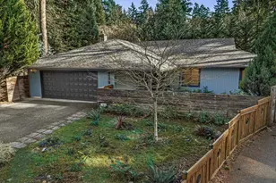 7973 SW Crickhollow Ct, Durham, OR 97224 - Photo 1