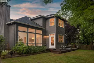 4698 Winthrop Ct, Lake Oswego, OR 97035 - Photo 1