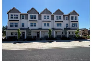992 SW Lockley Ter, Beaverton, OR 97003 - Photo 1