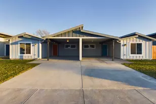 284 Merrick Ave, Umatilla, OR 97882 - Photo 1