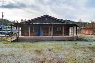 115 Phillips St, Canyonville, OR 97417 - Photo 1