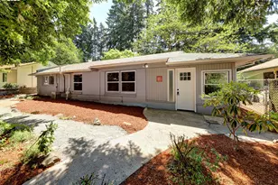 8834 NE Russell Pl, Portland, OR 97220 - Photo 1