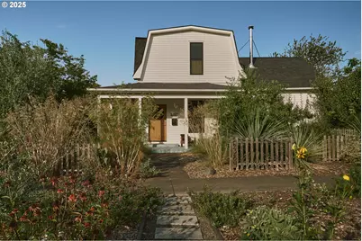 6384 NE Durham Ave, Portland, OR 97211 - Photo 1