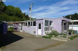 170 Riggs Hill Ln, Winchester Bay, OR 97467 - Photo 1