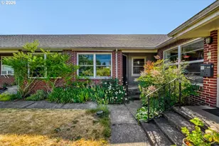 6504 N Commercial Ave, Portland, OR 97217 - Photo 1