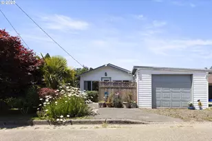 2745 34th St, Coos Bay, OR 97420 - Photo 1