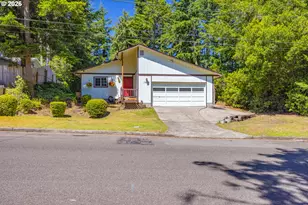 1910 Ash St, North Bend, OR 97459 - Photo 1