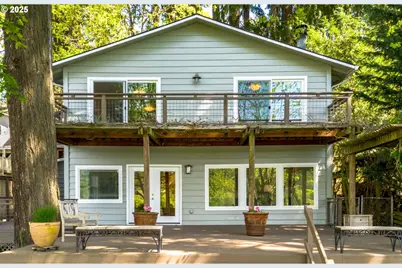 18452 SE Willamette Dr, Milwaukie, OR 97267 - Photo 1