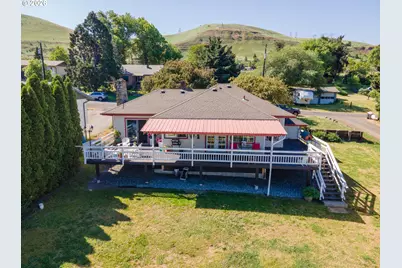2215 E 16th St, The Dalles, OR 97058 - Photo 1