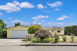 1544 Woodland Ave, Woodburn, OR 97071 - Photo 1