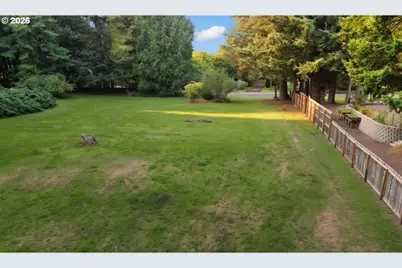 4990 N Loftus Rd, Florence, OR 97439 - Photo 1