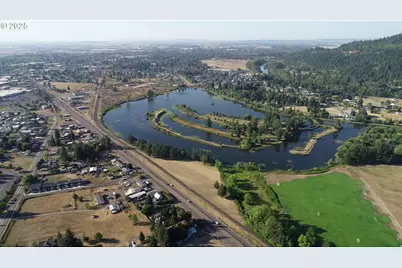 Santiam Hwy, Lebanon, OR 97355 - Photo 1