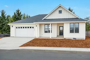 1120 SE Bugle Ave, Warrenton, OR 97146 - Photo 1