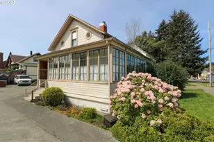 371 S 5th St, Coos Bay, OR 97420 - Photo 1