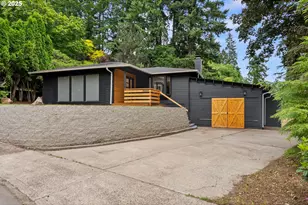 16880 Cortez Ct, Lake Oswego, OR 97035 - Photo 1
