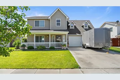 438 E Browning Ave, Hermiston, OR 97838 - Photo 1