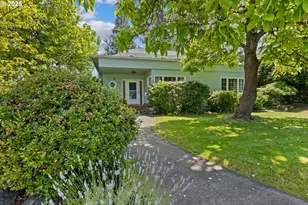 415 W Madrone St, Roseburg, OR 97470 - Photo 1