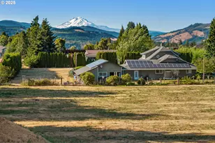 3852 Belmont Dr, Hood River, OR 97031 - Photo 1