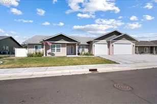 590 SW Cottonwood Dr, Hermiston, OR 97838 - Photo 1