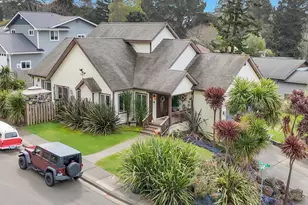 6931 Oakwood Ct, Brookings, OR 97415 - Photo 1