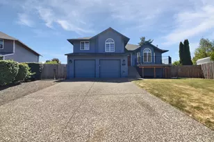 3205 NE 3rd Ave, Hillsboro, OR 97124 - Photo 1