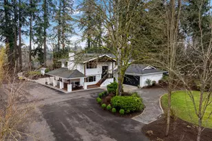 31616 SW Isle Way Ln, West Linn, OR 97068 - Photo 1