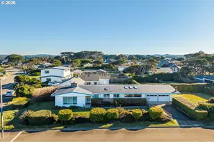 615 Jackson Ave SW, Bandon, OR 97411 - Photo 1