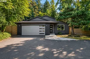 10220 SE Mt Scott Blvd, Portland, OR 97266 - Photo 1