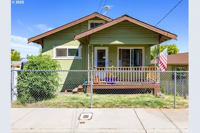 1205 E 10th St, The Dalles, OR 97058 - Photo 1