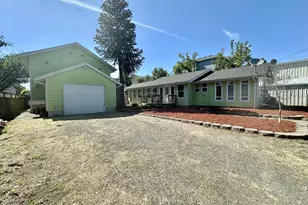 2543 SE 136th Ave, Portland, OR 97236 - Photo 1
