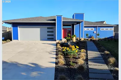 2638 Cedar Loop Dr, Bandon, OR 97411 - Photo 1