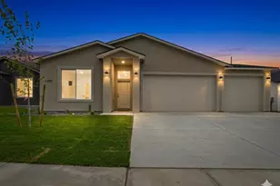 1307 Kimber Dr, Lebanon, OR 97838 - Photo 1