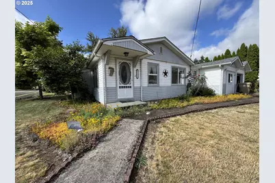 109 Nandina St, Sweet Home, OR 97386 - Photo 1