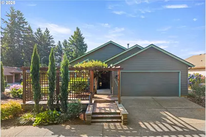 2528 NE 150th Ave, Portland, OR 97230 - Photo 1