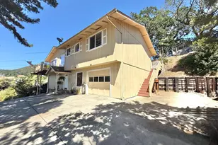 2071 NW Motah St, Roseburg, OR 97471 - Photo 1