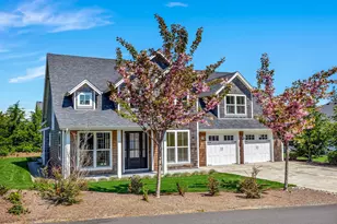 664 10th St, Gearhart, OR 97138 - Photo 1