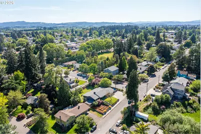 1868 SE Oak St, Hillsboro, OR 97123 - Photo 47