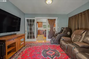 1868 SE Oak St, Hillsboro, OR 97123 - Photo 15