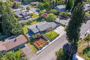1868 SE Oak St, Hillsboro, OR 97123 - Photo 43