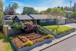 1868 SE Oak St, Hillsboro, OR 97123 - Photo 3