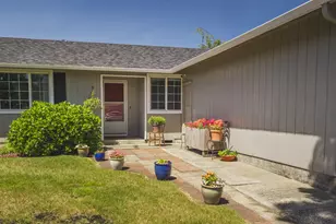 4125 Spruce St, Florence, OR 97439 - Photo 1